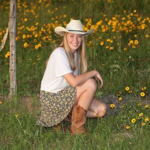 Meet your Posher, Marianne